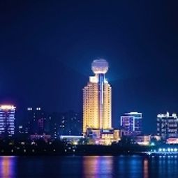 Howard Johnson Pearl Plaza Wuhan Jiangan