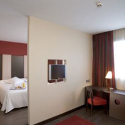 Suite NH Agustinos Fotos