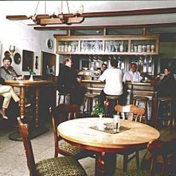 Innenansicht Zum Jägerkrug Warning Fotos