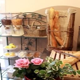 Buffet Fasthotel Nimes Fotos