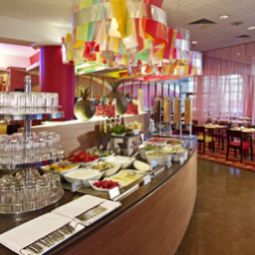 Frühstücksraum im Restaurant Novotel Warszawa Centrum Fotos
