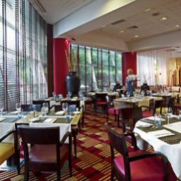 Frühstücksraum im Restaurant Novotel Warszawa Centrum Fotos