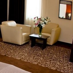 Suite Budapest Airport Hotel Stáció****superior Wellness & Conference Fotos