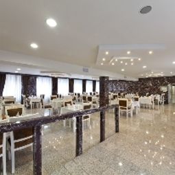 Salle du petit-déjeuner Unique Novum Fotos