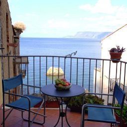 Le Piccole Grotte B & B Scilla 