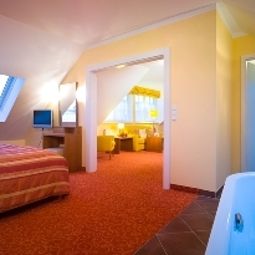 Suite Winzerhotel Vöhringer Fotos