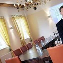 Sala de reuniones Winzerhotel Vöhringer Fotos