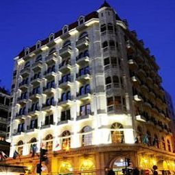 Vista exterior Golden Tulip Serenada Hotel Hamra Beirut Lebanon Serenada Fotos