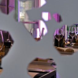 Salle du petit-déjeuner située dans le restaurant Sofitel Brussels Europe Fotos