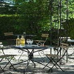 Terrasse Hostellerie Le Roy Soleil Chateaux et Hotels Collection Fotos