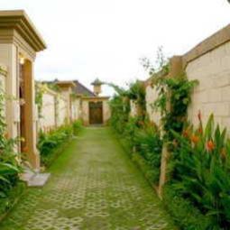 Heliconia Villa Kuta Kuta
