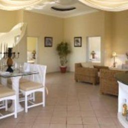 Hall Lifestyle Vitalis Garden Club Fotos