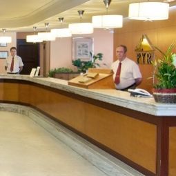 Reception Pyr Fuengirola Aparthotel Fotos