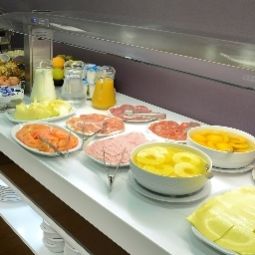 Buffet Pyr Fuengirola Aparthotel Fotos