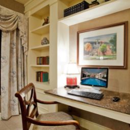  Holiday Inn Hotel & Suites NEWPORT NEWS Fotos