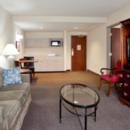 Suite Holiday Inn Hotel & Suites NEWPORT NEWS Fotos