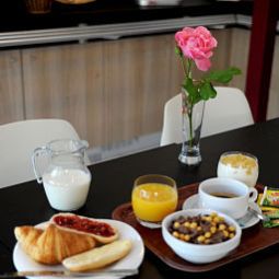 Sala colazione nel ristorante Balladins Chelles Fotos
