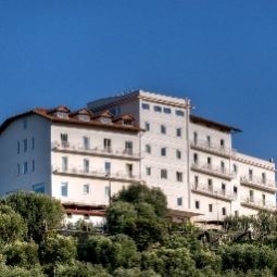 Фасад Aminta Grand Hotel Fotos