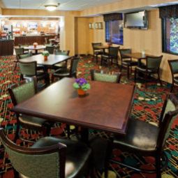 Restaurant Holiday Inn Express FAIRFAX - ARLINGTON BOULEVARD Fotos