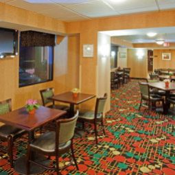 Restaurant Holiday Inn Express FAIRFAX - ARLINGTON BOULEVARD Fotos