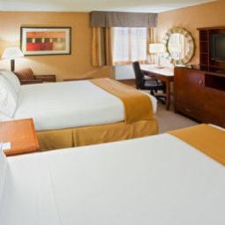 Zimmer Holiday Inn Express FAIRFAX - ARLINGTON BOULEVARD Fotos