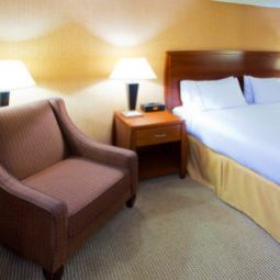 Zimmer Holiday Inn Express FAIRFAX - ARLINGTON BOULEVARD Fotos