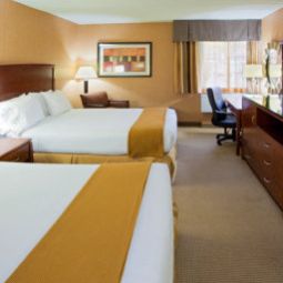 Zimmer Holiday Inn Express FAIRFAX - ARLINGTON BOULEVARD Fotos