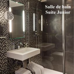 Salle de bains Hôtel Rohan Fotos