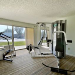 Wellness/Fitness Days Inn Bakersfield Fotos