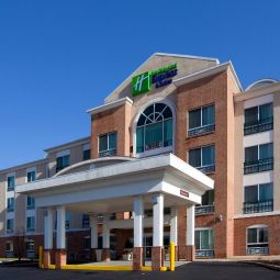 Holiday Inn Express Hotel & Suites WOODBRIDGE Woodbridge 