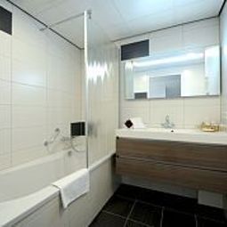Salle de bains Golden Tulip Zevenbergen Fotos