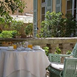 Salle du petit-déjeuner La Mirande Fotos