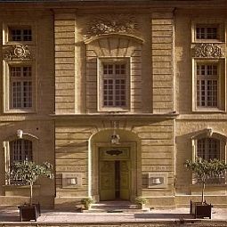 Vue extérieure La Mirande Fotos
