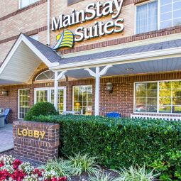 Außenansicht MainStay Suites Brentwood Fotos