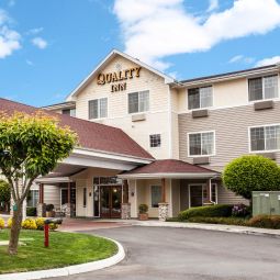 Vista exterior Quality Inn & Suites Fotos