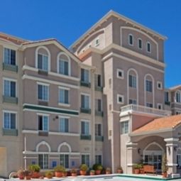 Vista esterna Staybridge Suites SILICON VALLEY-MILPITAS Fotos