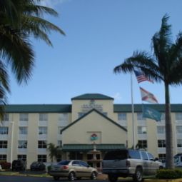 Widok zewnętrzny FL  Miami (Kendall) Country Inn & Suites By Carlson Fotos
