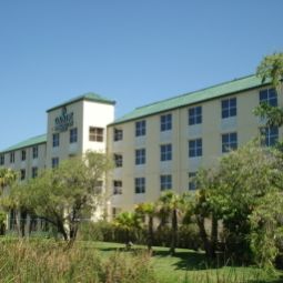 Widok zewnętrzny FL  Miami (Kendall) Country Inn & Suites By Carlson Fotos