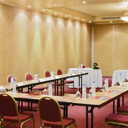 Mercure Grand Hotel Doha City Centre Doha 