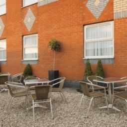 Vista exterior Holiday Inn MANCHESTER - WEST Fotos