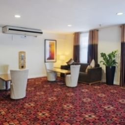 Hall Holiday Inn MANCHESTER - WEST Fotos