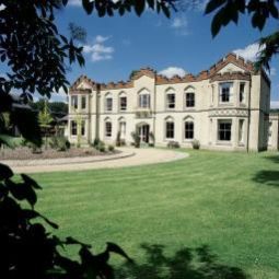 De Vere Venues Uplands High Wycombe 