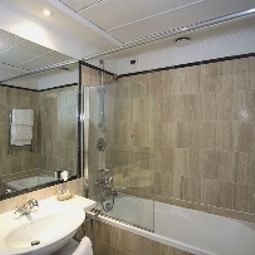 Bathroom Ateneo Garden Palace Fotos