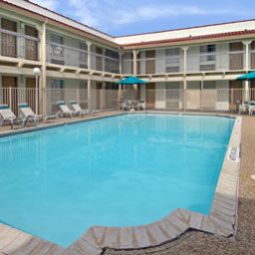 Wellness/Fitness Baymont Inn And Suites Austin Highland Mall Fotos