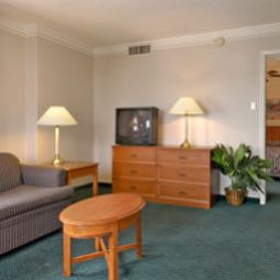 Zimmer Baymont Inn And Suites Austin Highland Mall Fotos