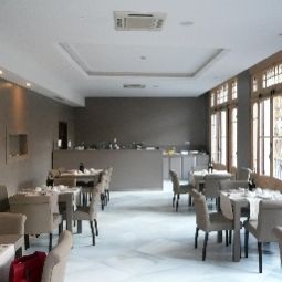 Bar Internacional Cool Local (Superior category) Fotos