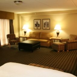 Suite Hampton Inn  Suites AlbanyDowntown Fotos