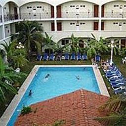 Pool Carmen Inn Fotos