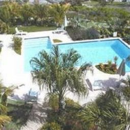 Photos des hôtels  Trade Winds Condotel