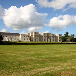 Vista esterna De Vere Venues Wokefield Park Fotos
